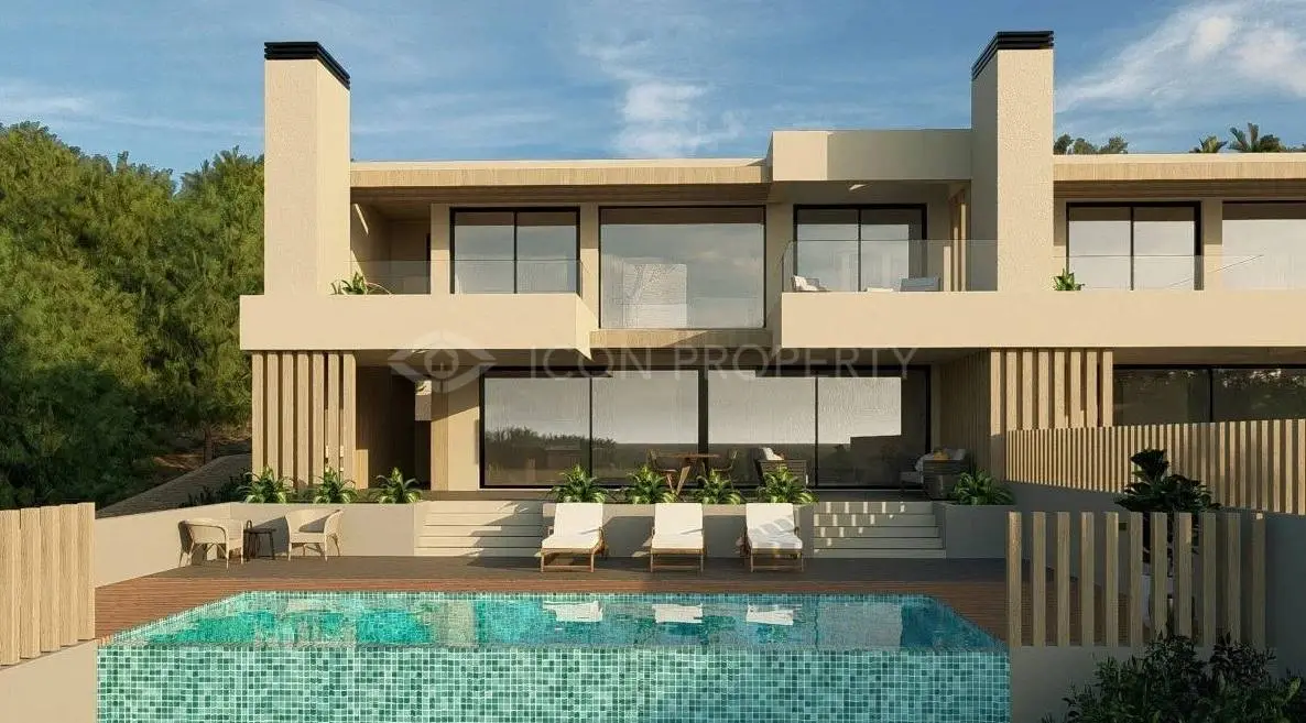 2 Terrains à bâtir avec pré-approbation pour 2 à 6 villas avec vue sur la mer près de Almancil
